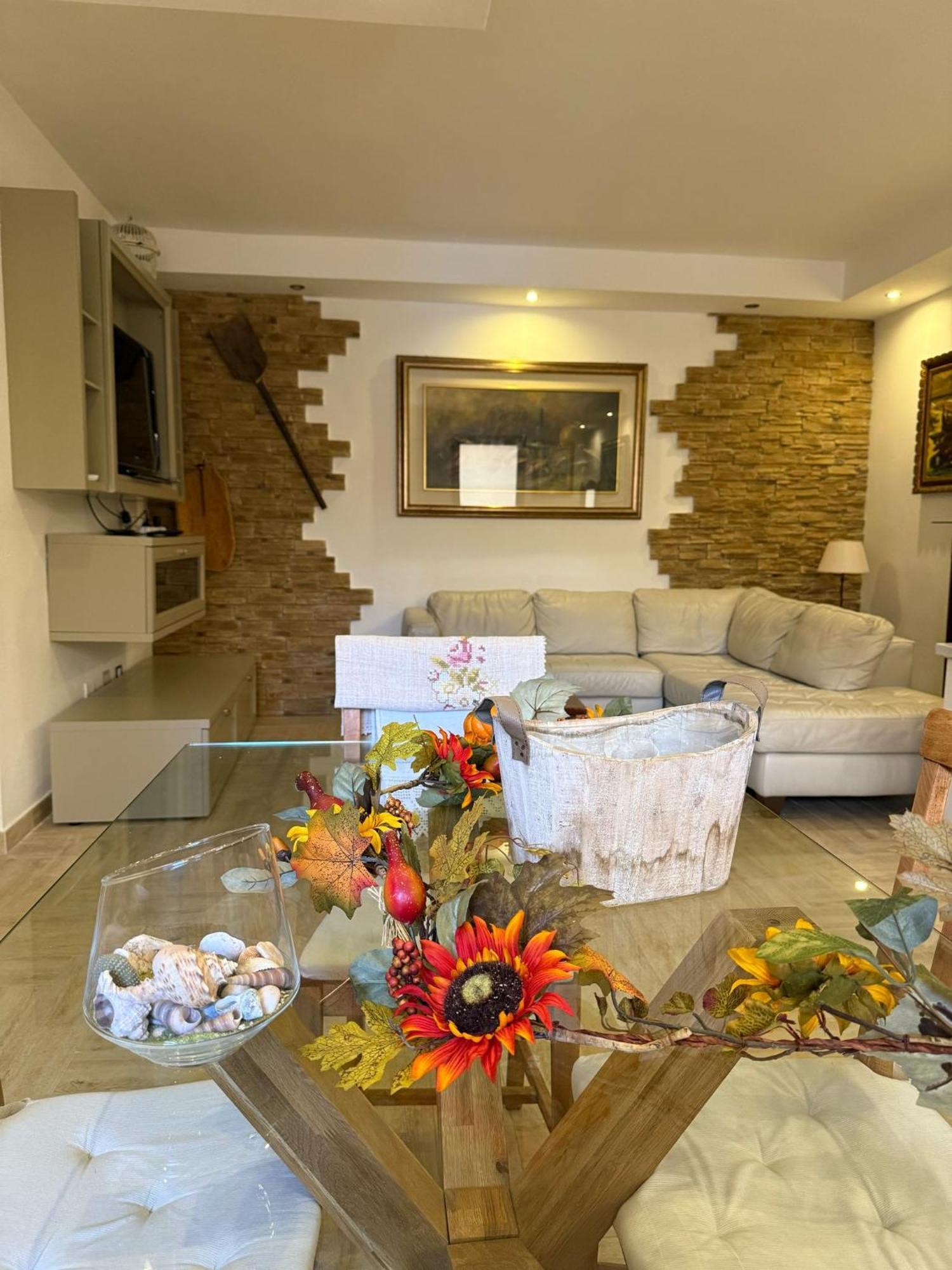 The Refuge Apartment Porto Torres Bagian luar foto